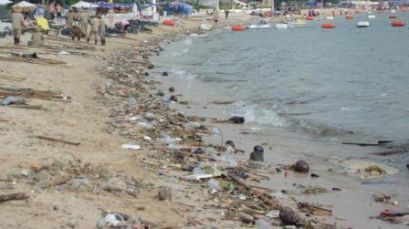 Пляж Walking Street Beach в Паттайе